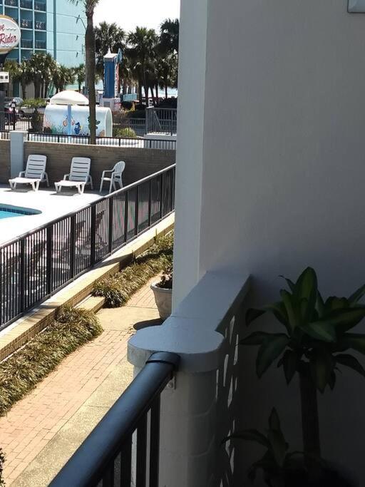 Pool Front & Across From Beach Myrtle Beach Extérieur photo