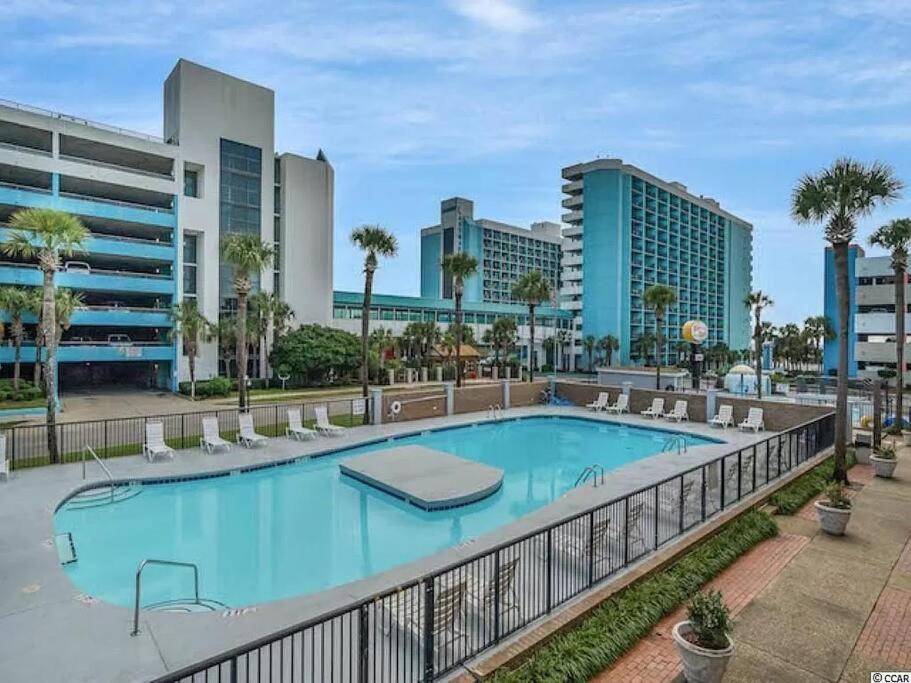 Pool Front & Across From Beach Myrtle Beach Extérieur photo