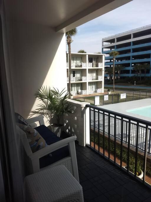 Pool Front & Across From Beach Myrtle Beach Extérieur photo