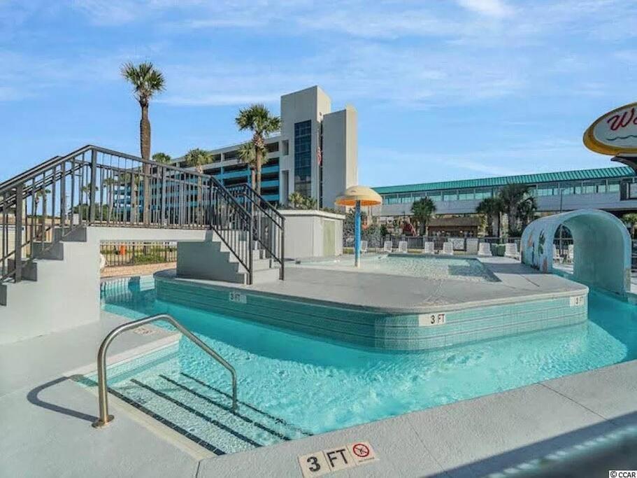 Pool Front & Across From Beach Myrtle Beach Extérieur photo